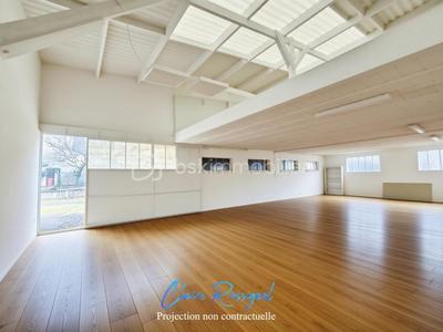 Maison - 500 m² - 6 pièces