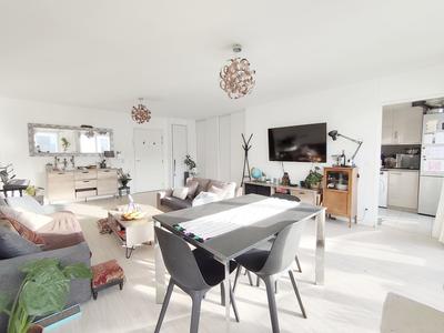 Appartement - 103 m² - 6 pièces