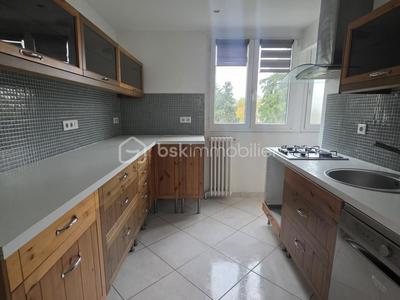 Appartement - 60 m² - 3 pièces