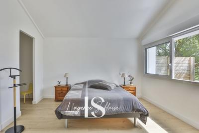 Maison traditionnelle - 145 m² - 6 pièces