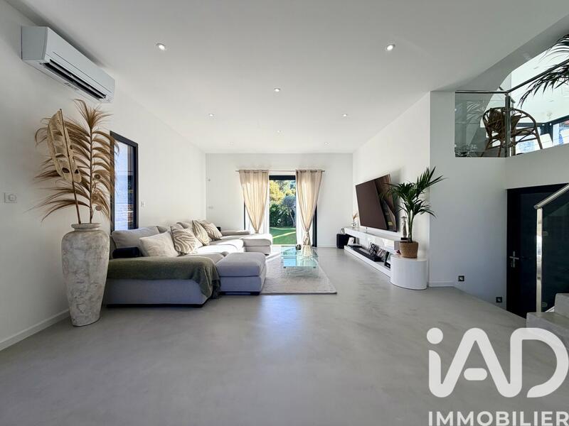 Maison de maîtres - 177 m² - 6 pièces