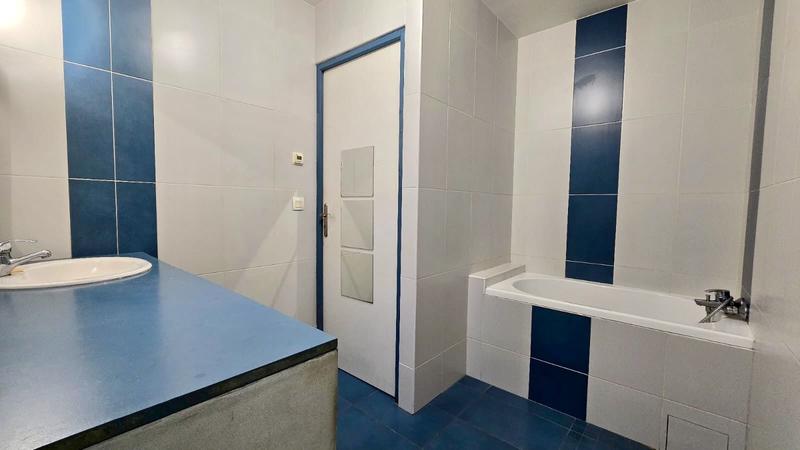 Maison - 99 m² - 5 pièces