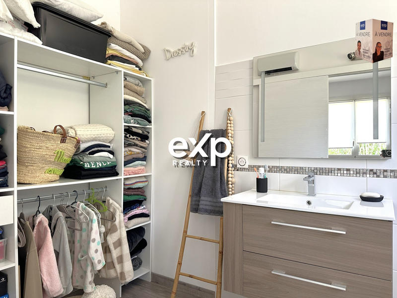 Maison - 99 m² - 4 pièces