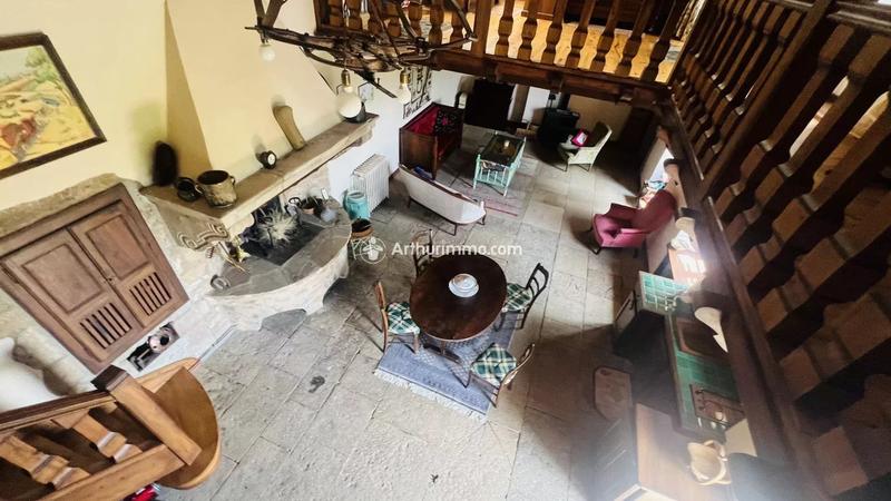 Maison - 171 m² - 5 pièces