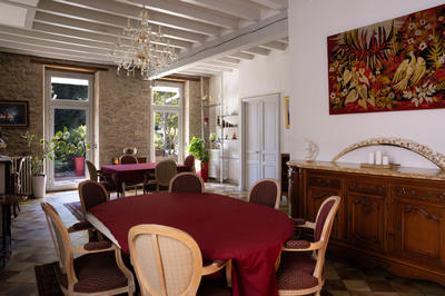 Propriété - 442 m² - 13 pièces