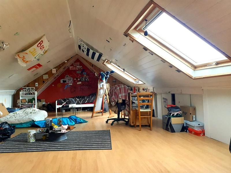 Maison - 170 m² - 12 pièces