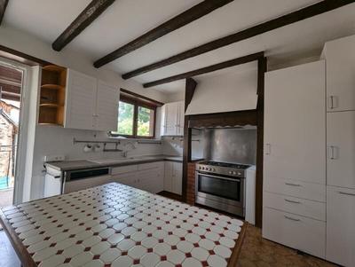 Maison - 96 m² - 4 pièces