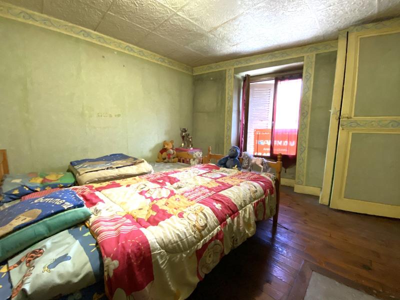 Immeuble - 84 m² - 5 pièces