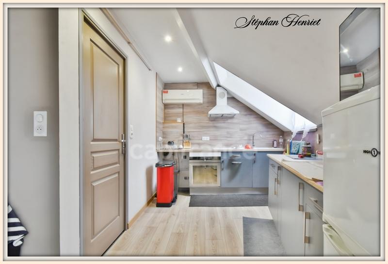 Immeuble - 264 m² - 15 pièces