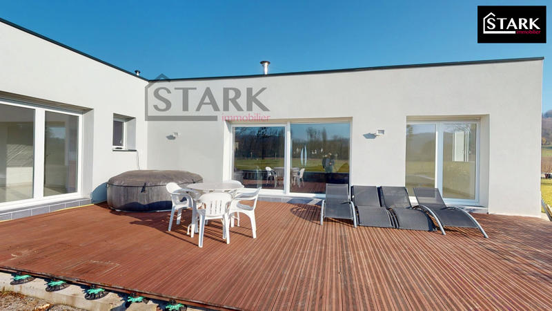 Maison - 150 m² - 5 pièces