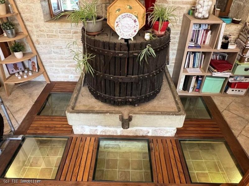 Maison ancienne - 263 m² - 8 pièces