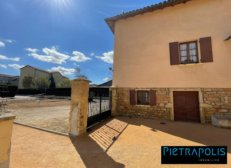 Maison ancienne - 100 m² - 3 pièces