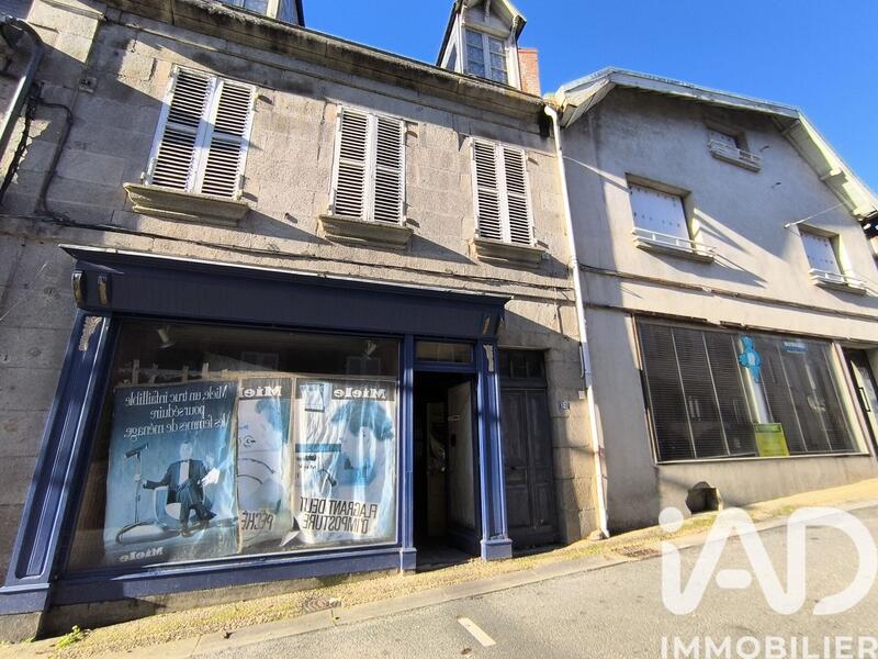 Maison - 265 m² - 10 pièces