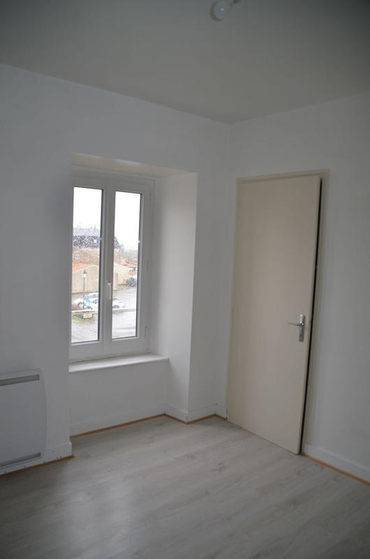 Immeuble - 113 m² - 6 pièces