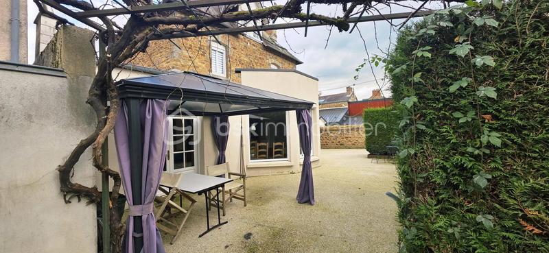 Maison en pierre - 170 m² - 7 pièces