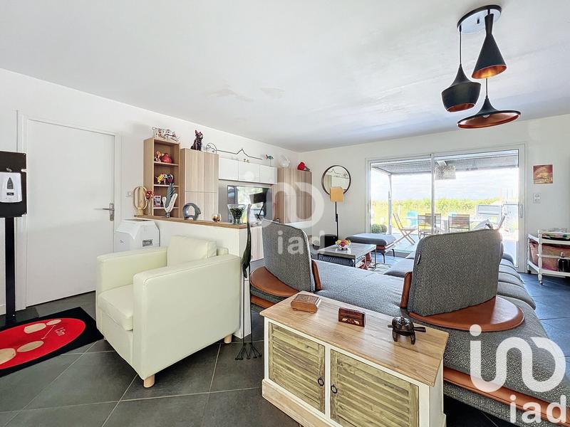 Maison - 280 m² - 8 pièces