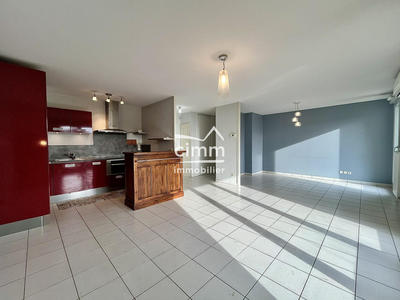 Appartement - 60 m² - 3 pièces