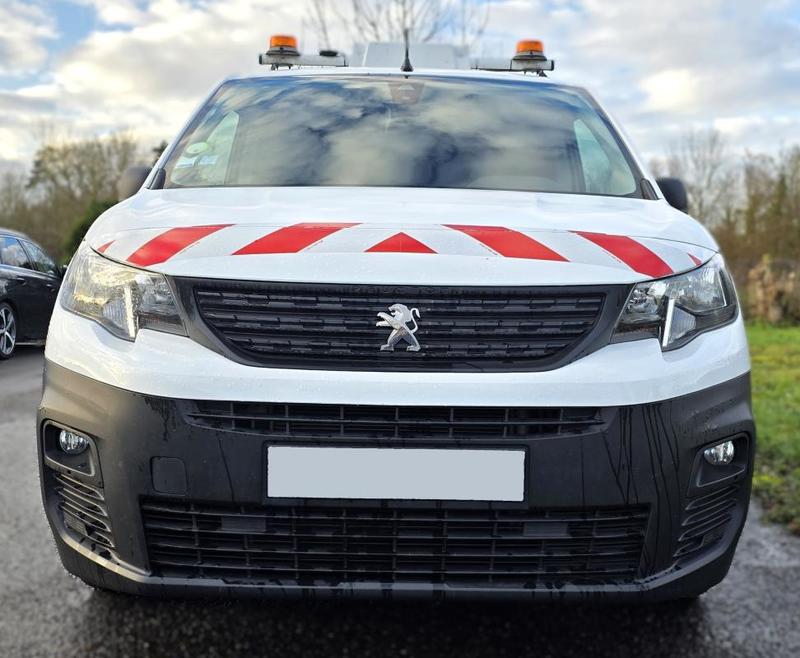 Peugeot Partner 1° Main 1.5 b Hdi 100cv Premium 1000kg 3 Places
