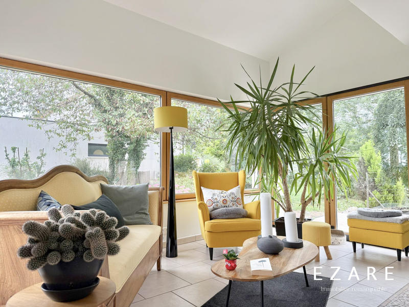 Maison - 251 m² - 7 pièces