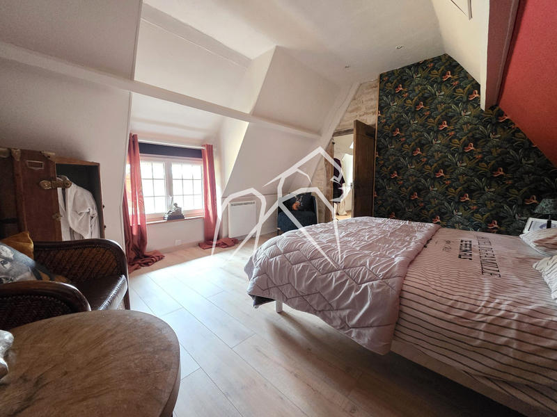 Maison - 148 m² - 8 pièces