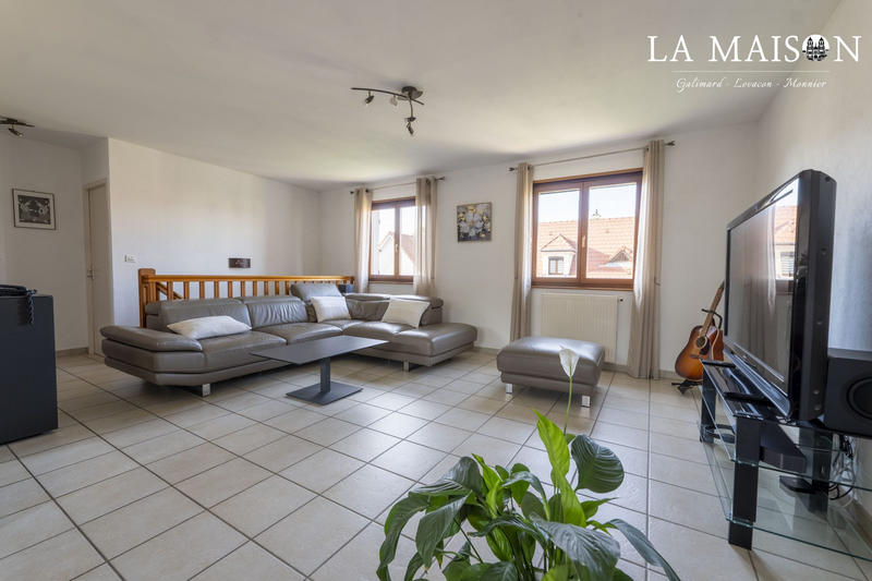 Maison traditionnelle - 136 m² - 7 pièces