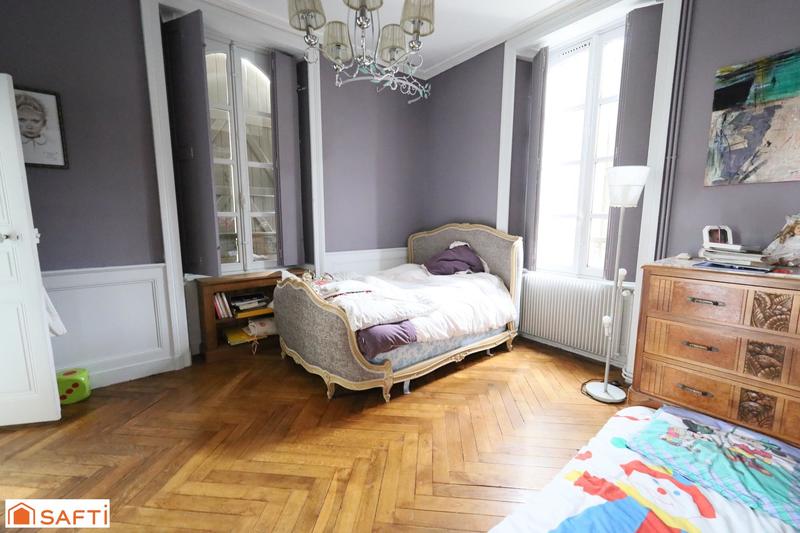 Maison de maîtres - 430 m² - 17 pièces