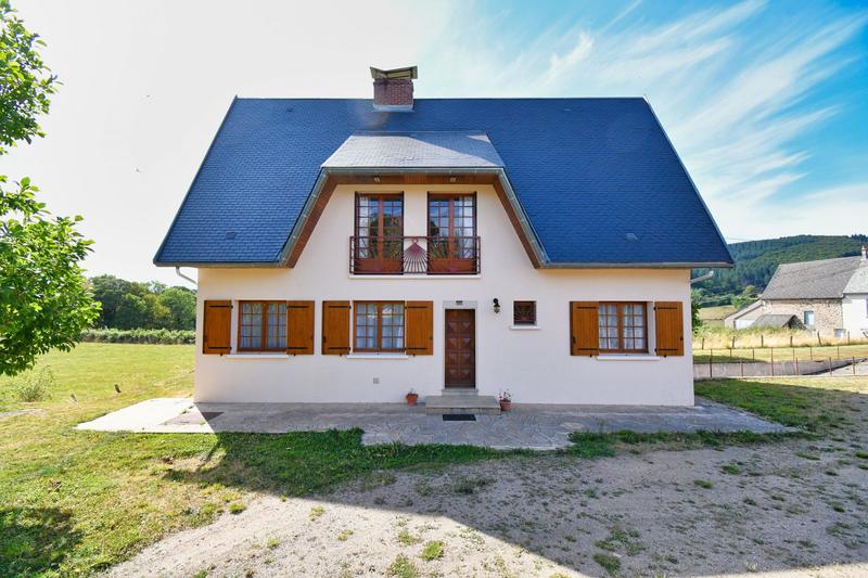 Maison - 185 m² - 6 pièces