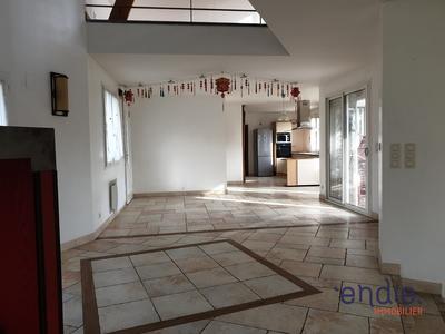 Maison d'architecte - 195 m² - 6 pièces