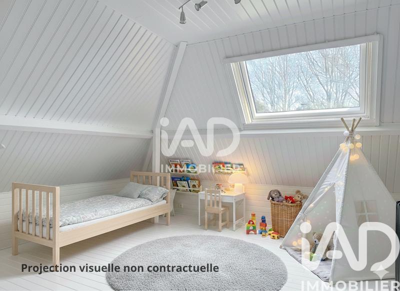 Maison - 180 m² - 8 pièces