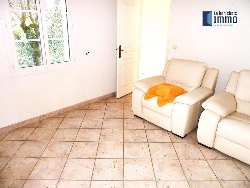 Pavillon - 181 m² - 7 pièces