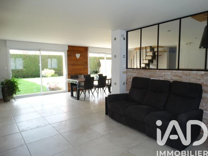 Maison - 143 m² - 7 pièces