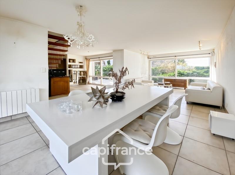 Maison - 192 m² - 8 pièces