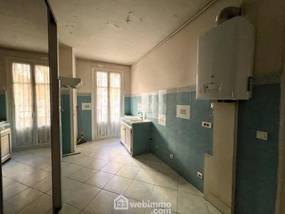 Appartement - 110 m² - 4 pièces