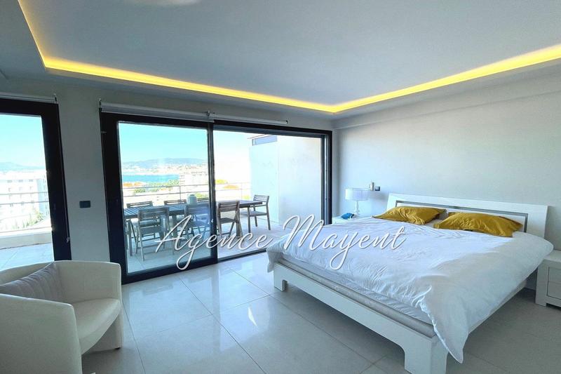 Appartement - 150 m² - 5 pièces