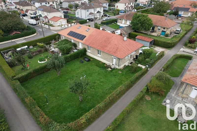 Maison - 90 m² - 5 pièces
