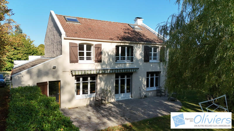 Maison - 145 m² - 8 pièces