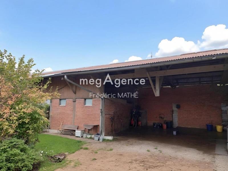 Maison - 210 m² - 6 pièces