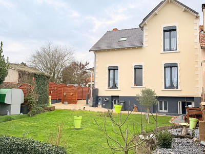 Maison - 150 m² - 6 pièces