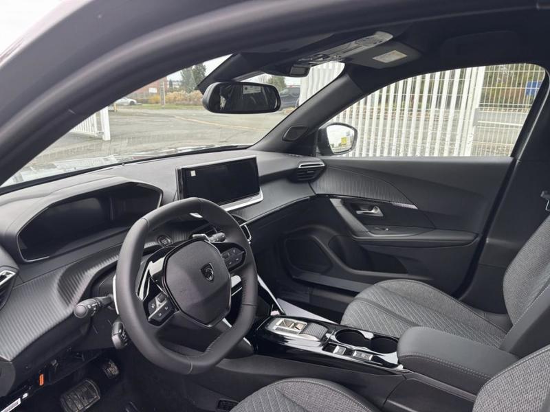 Peugeot 2008 II Hybrid 145 e-Dcs6 Allure