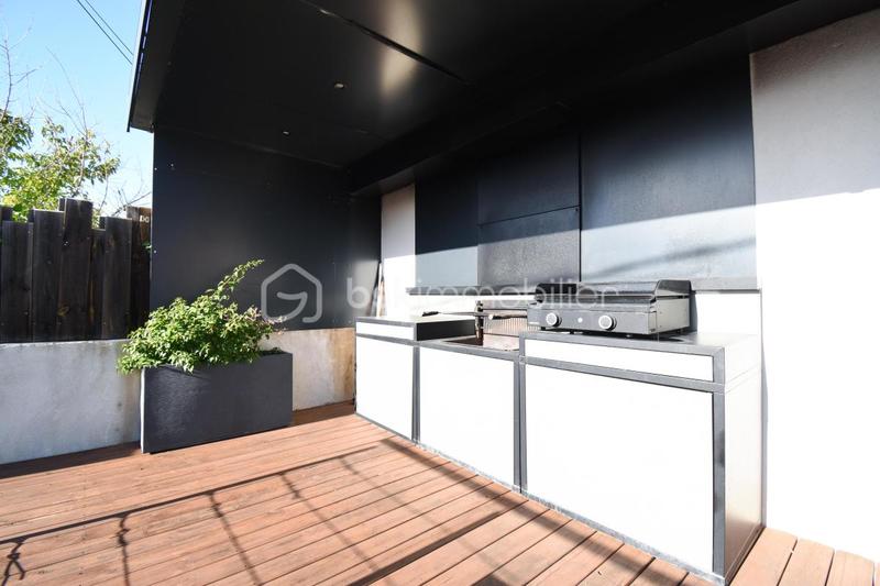 Maison - 101 m² - 4 pièces