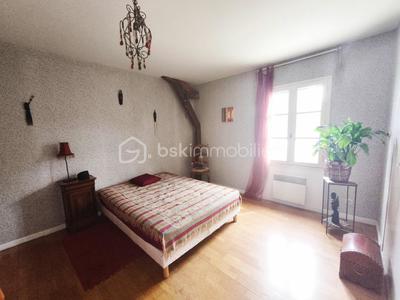 Maison de village - 225 m² - 9 pièces