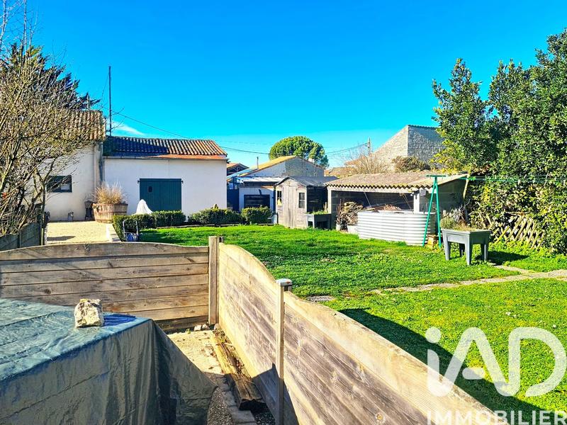 Maison - 362 m² - 8 pièces