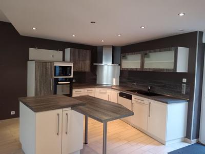 Maison - 127 m² - 7 pièces