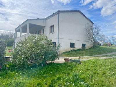 Maison - 80 m² - 4 pièces