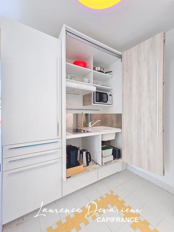 Studio - 25 m² - 1 pièce