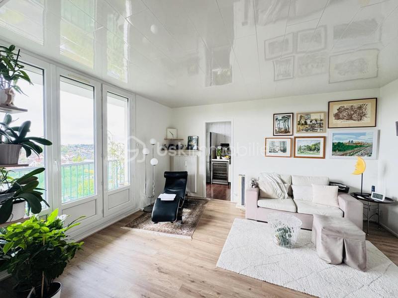 Appartement - 70 m² - 4 pièces