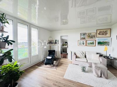 Appartement - 70 m² - 4 pièces