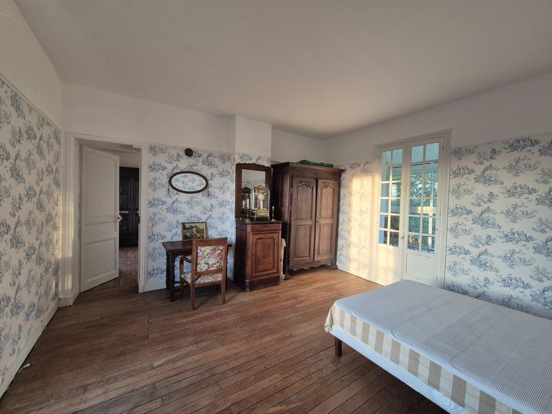 Maison - 160 m² - 8 pièces