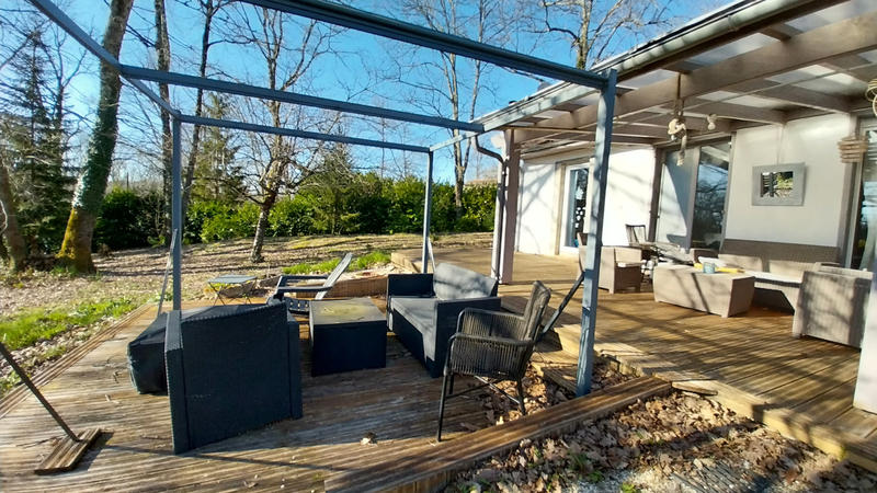 Maison - 140 m² - 6 pièces