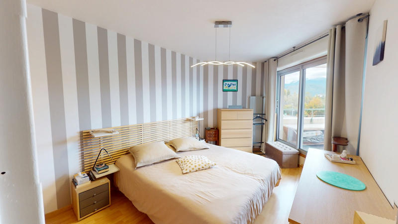 Appartement - 84 m² - 4 pièces